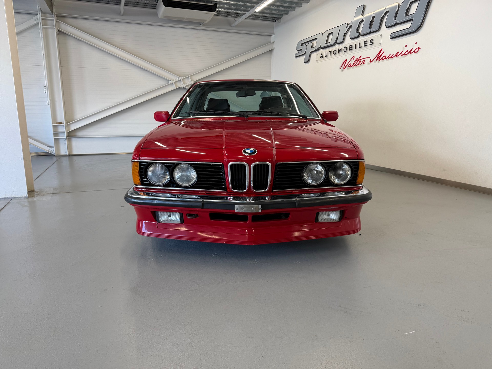 BMW 635 CSI Manuelle-showroom-element-3