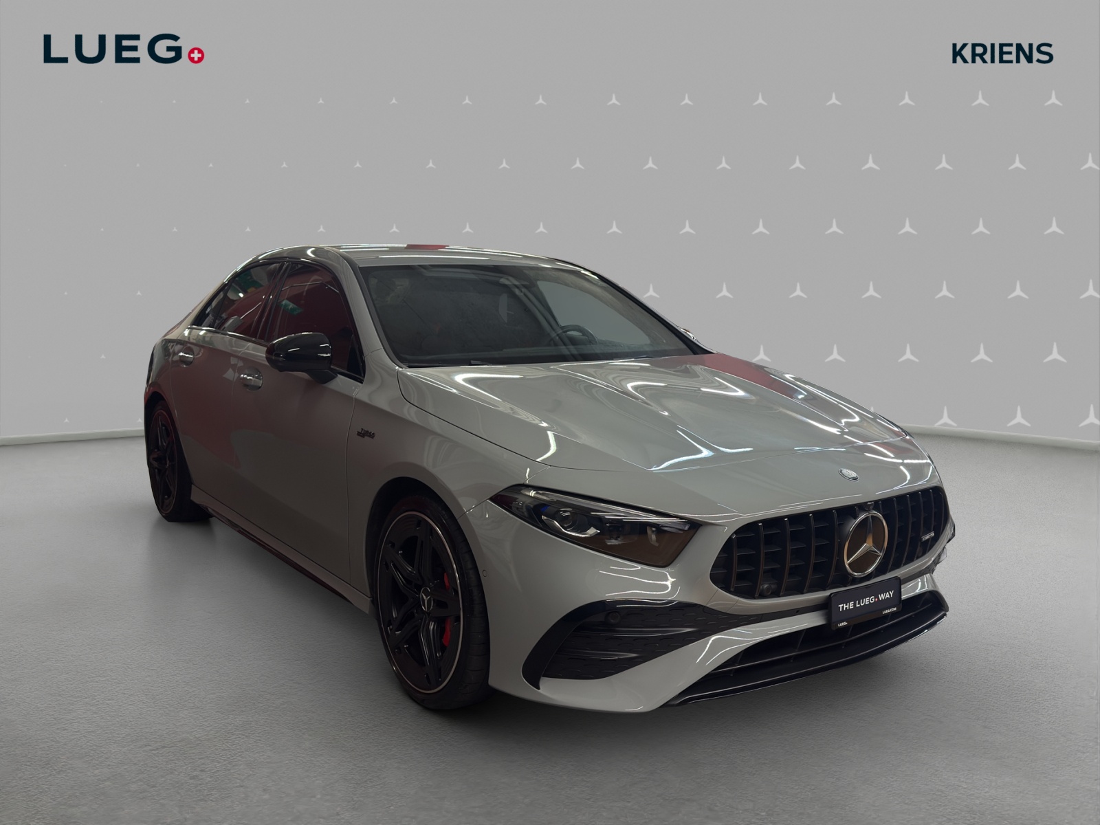 MERCEDES-BENZ A 35 4M - AMG / 360 Grad Kamera / Standheizung / Soundsystem / Sitzmemory-image-4