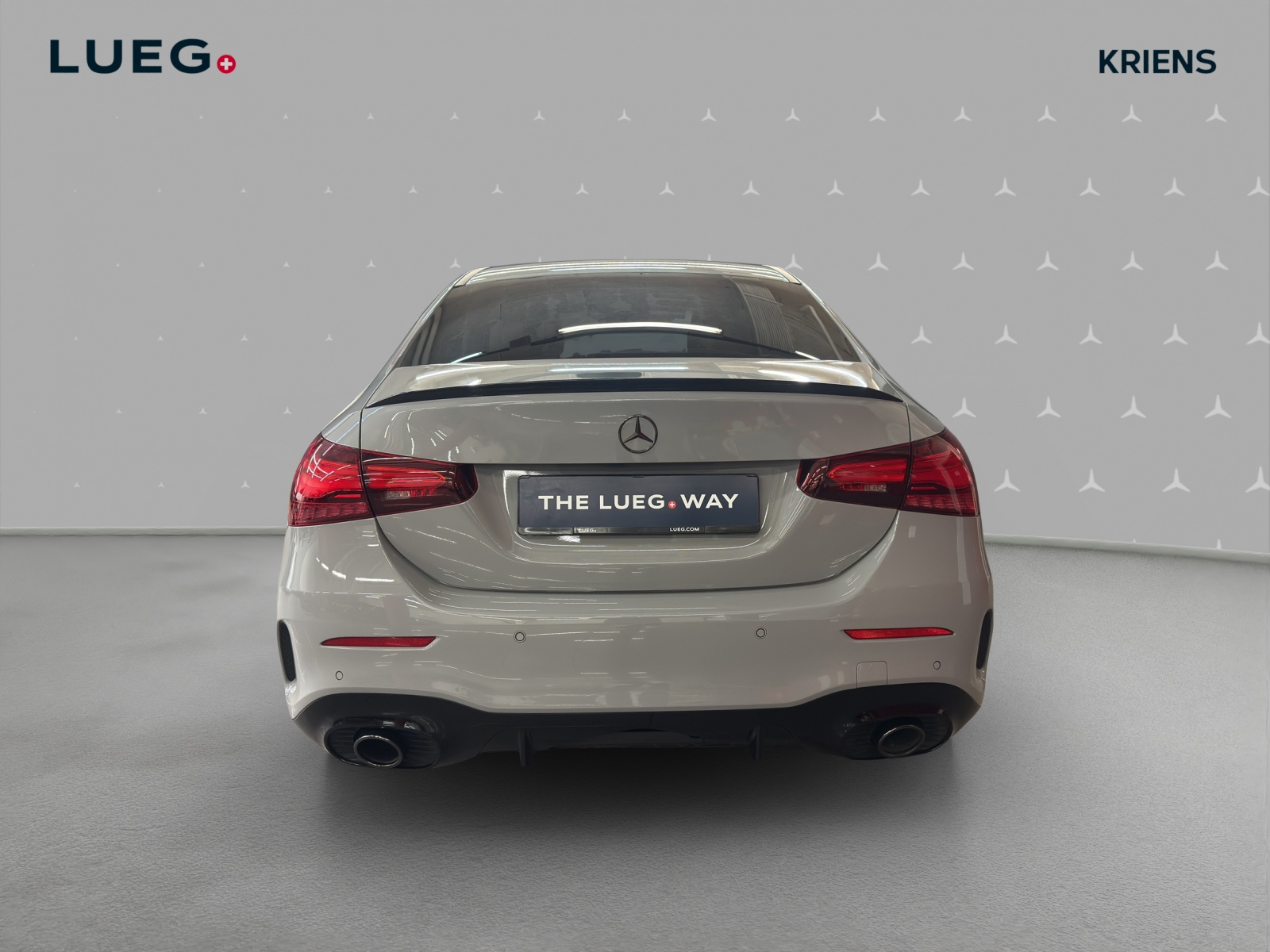 MERCEDES-BENZ A 35 4M - AMG / 360 Grad Kamera / Standheizung / Soundsystem / Sitzmemory-image-3