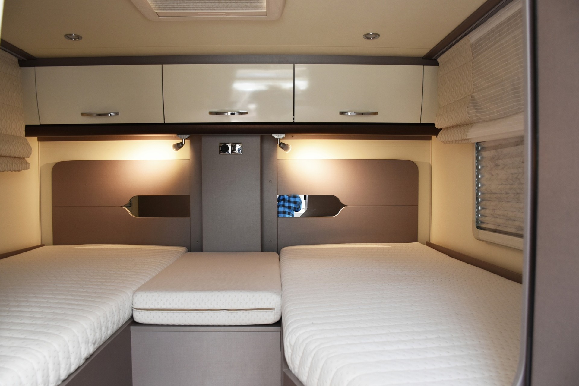 BÜRSTNER T 690 G LIMITED 2,3 DIESEL FIAT DUCATO MJ 150-image-5