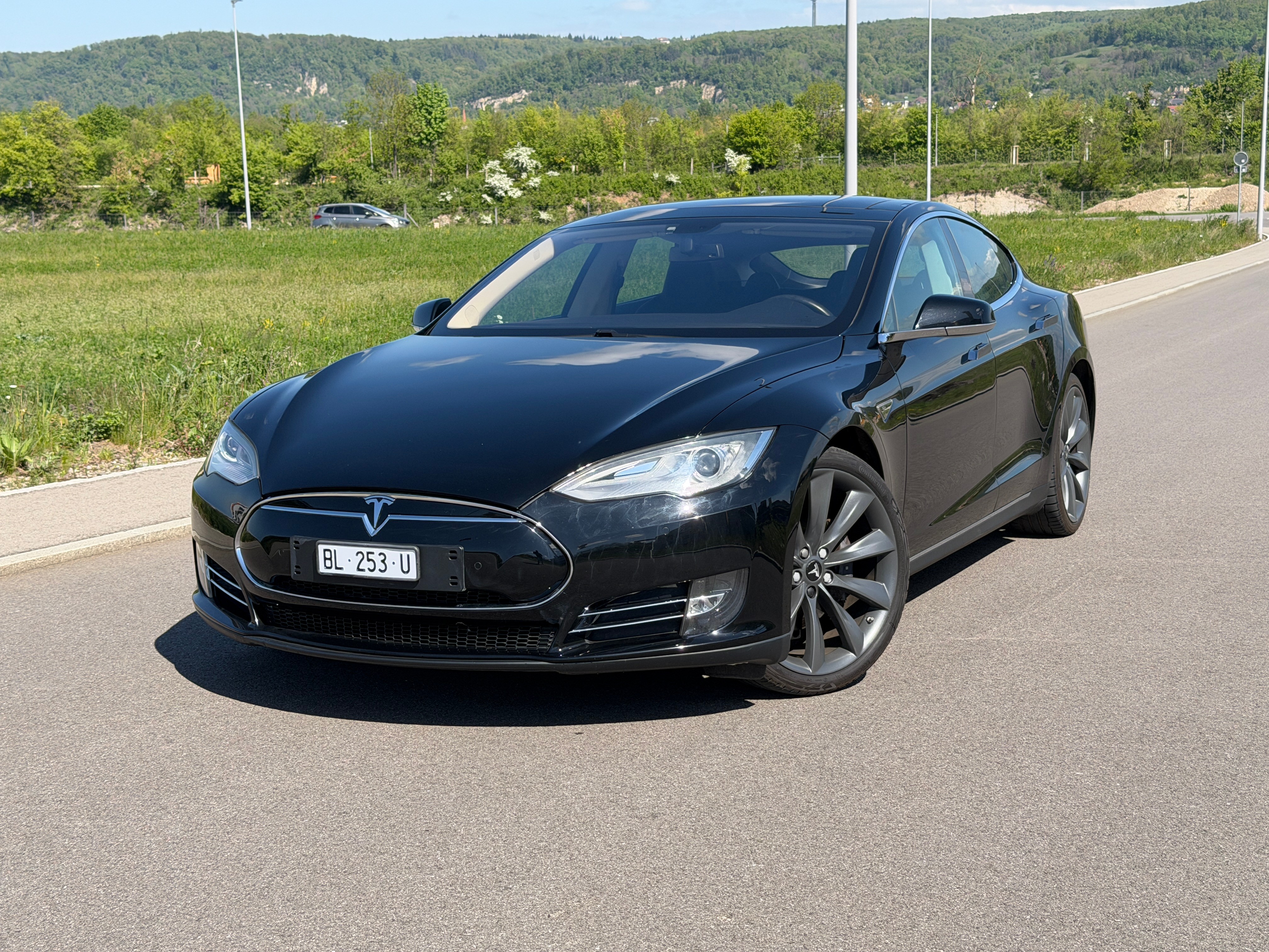 Car photo