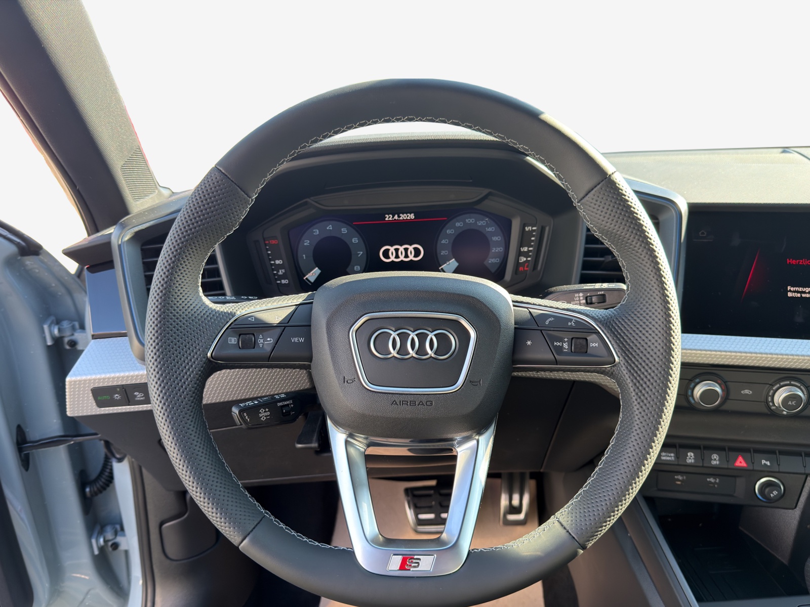 AUDI A1 Sportback 35 TFSI S Line S-tronic-image-12