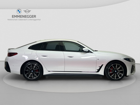 BMW i4 xDrive 40 M Sport Pro-image-5