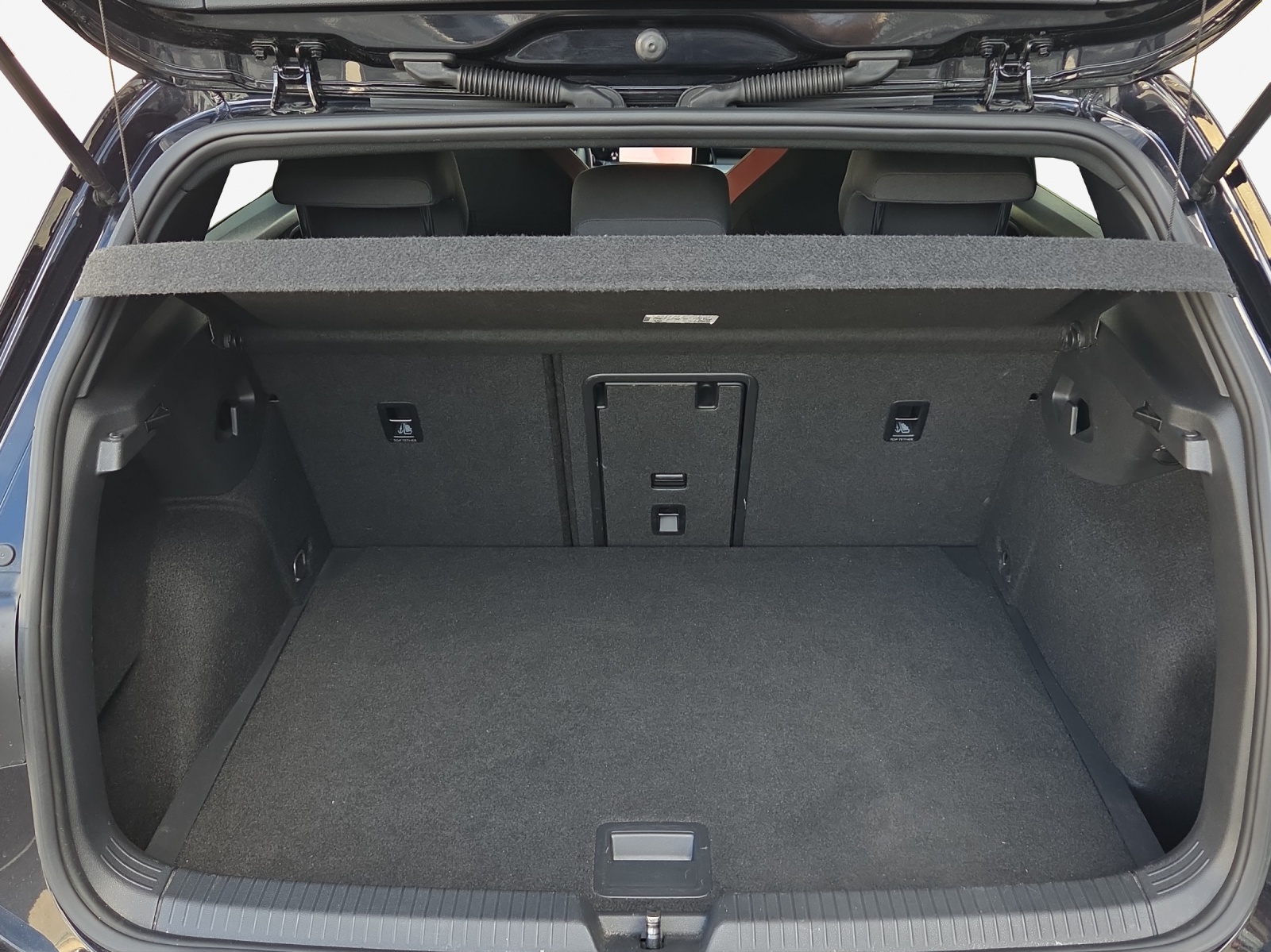 VW Golf 2.0 TSI GTI DSG-image-12