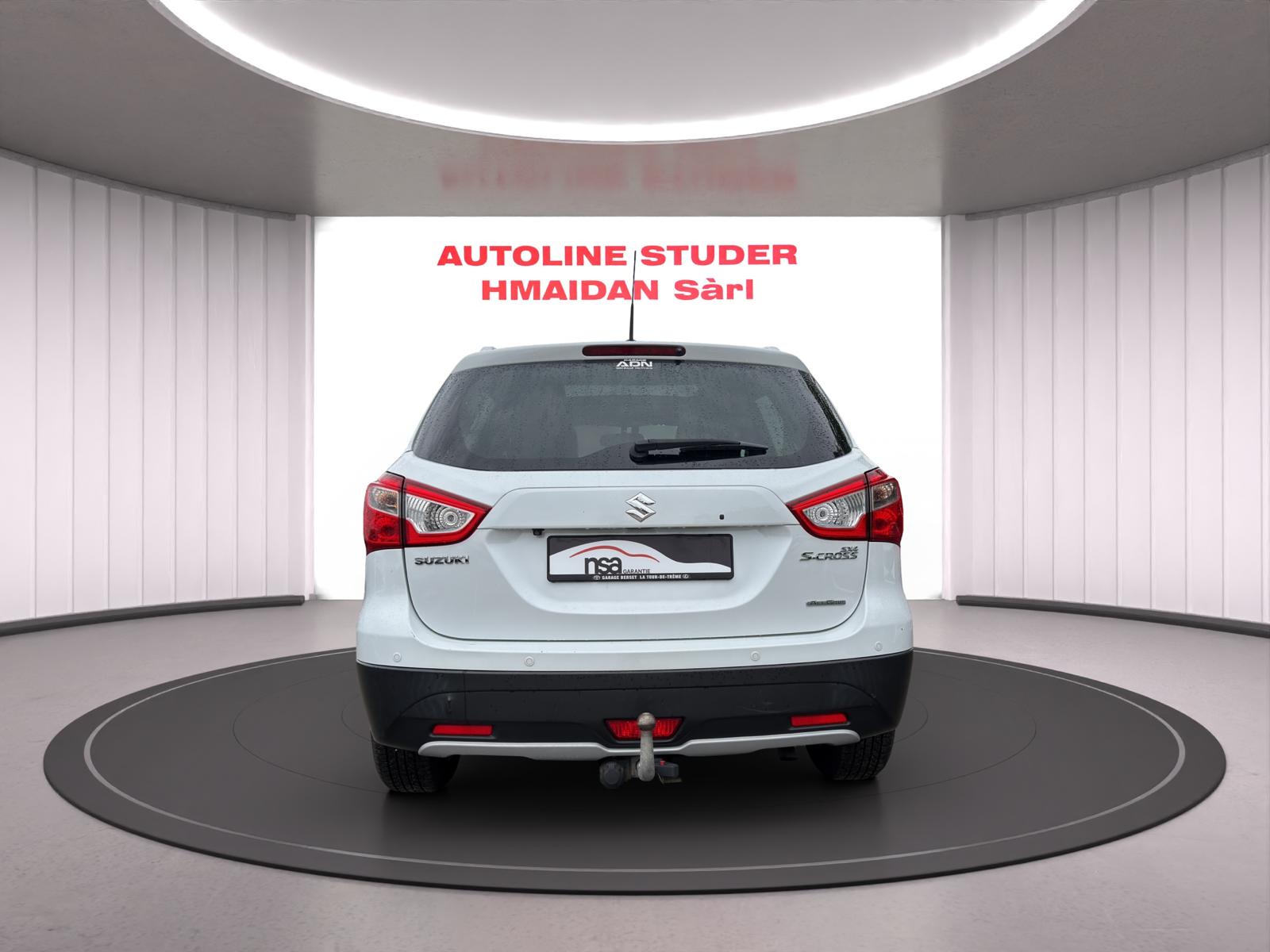 SUZUKI SX4 S-Cross 1.6 TD PizSulai Top 4WD TCSS-image-5