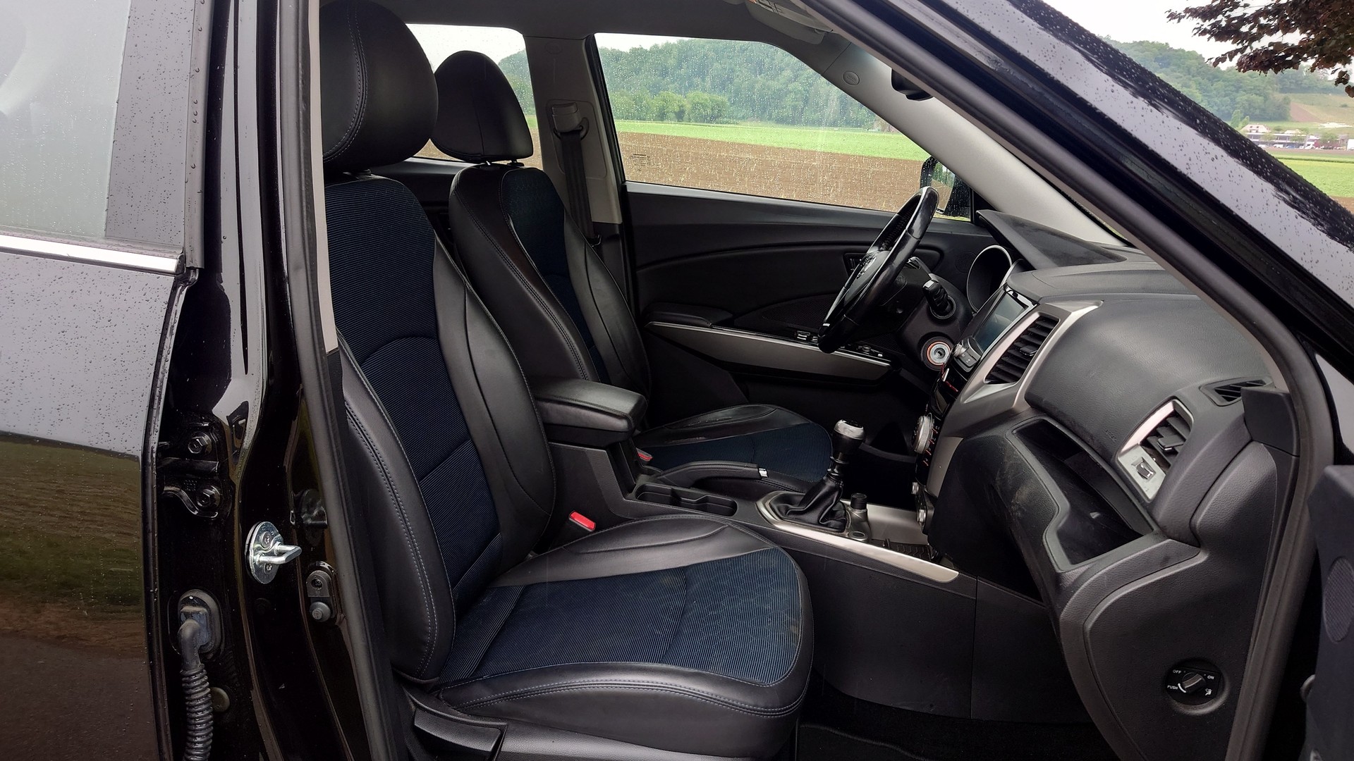 KGM-SsangYong Tivoli 1.6 eXDi ME Limited Edition 4WD-image-11