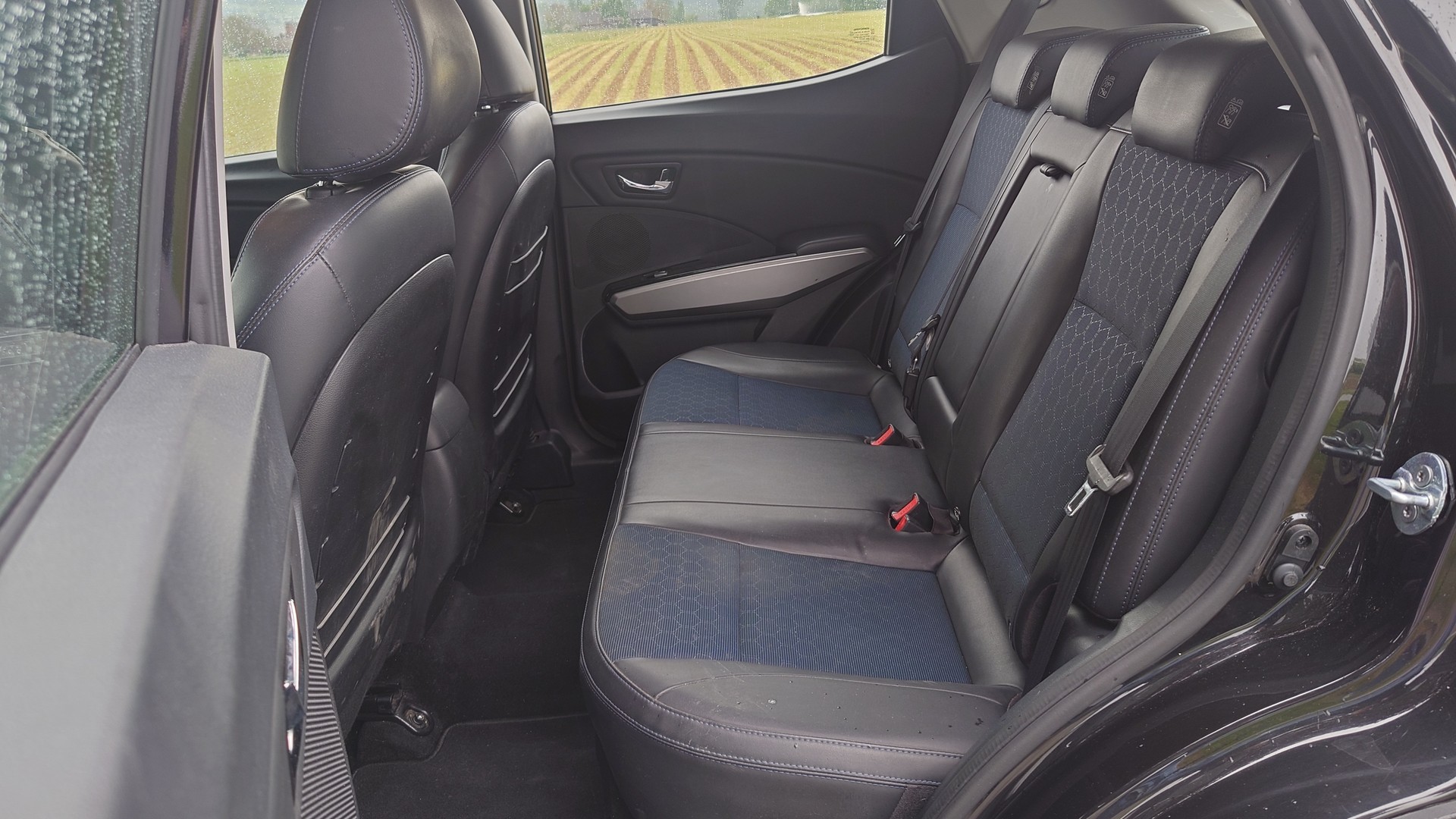 KGM-SsangYong Tivoli 1.6 eXDi ME Limited Edition 4WD-image-13
