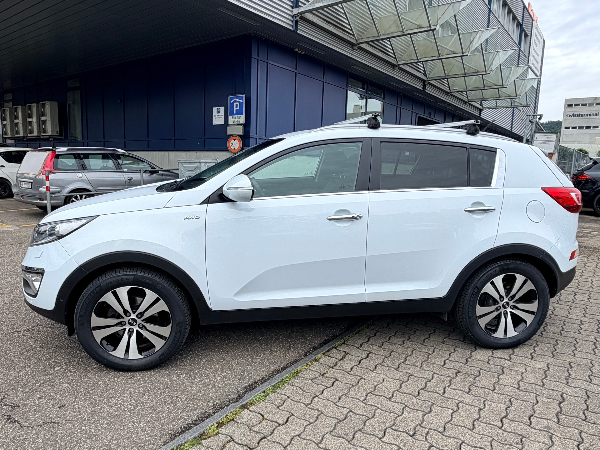 KIA Sportage 2.0 Style 4WD-image-5