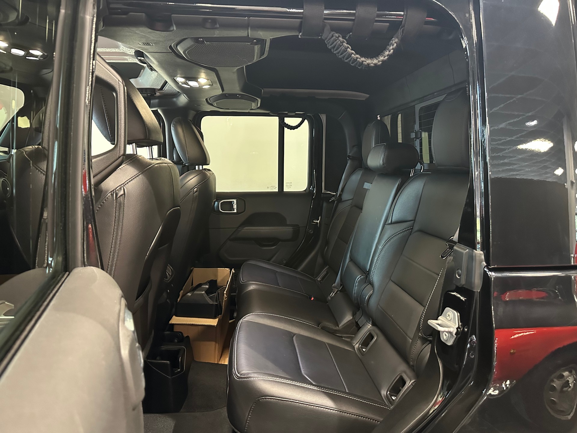 JEEP Gladiator 3.0 V6 Overland-image-20