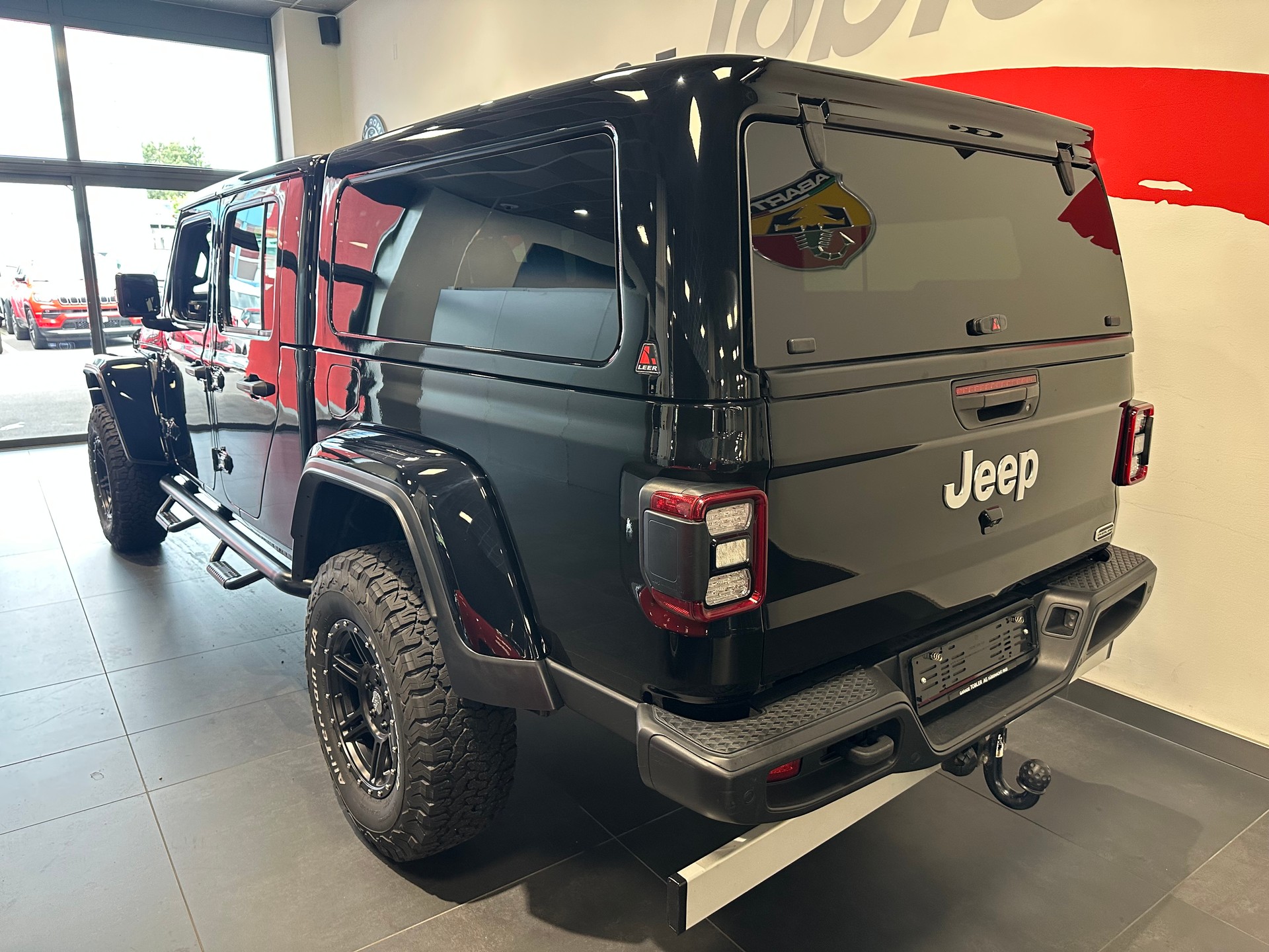 JEEP Gladiator 3.0 V6 Overland-image-11