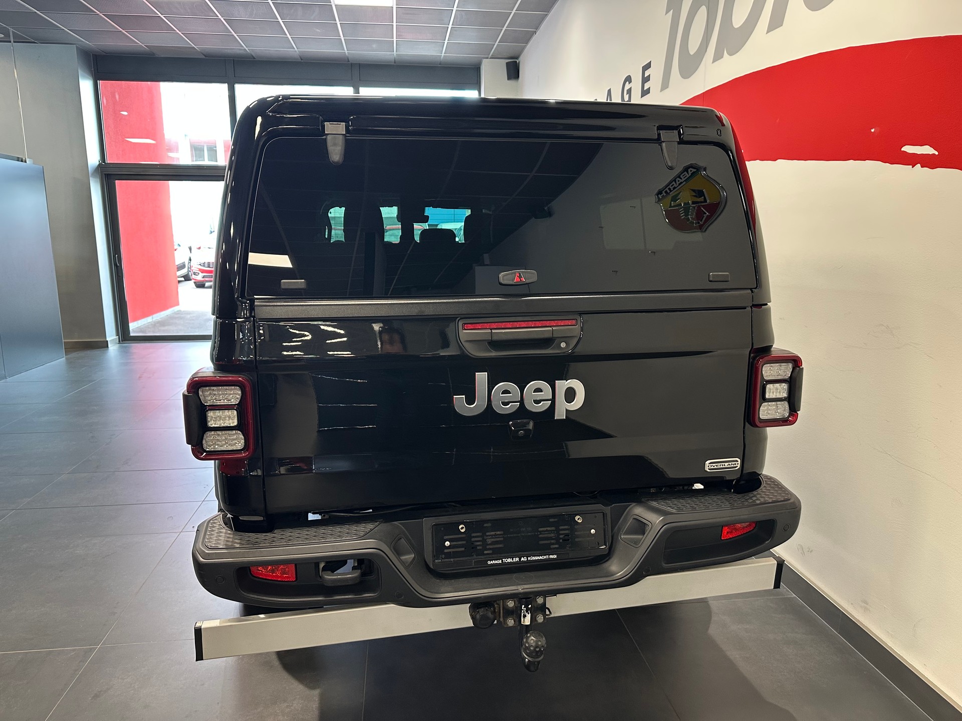 JEEP Gladiator 3.0 V6 Overland-image-14