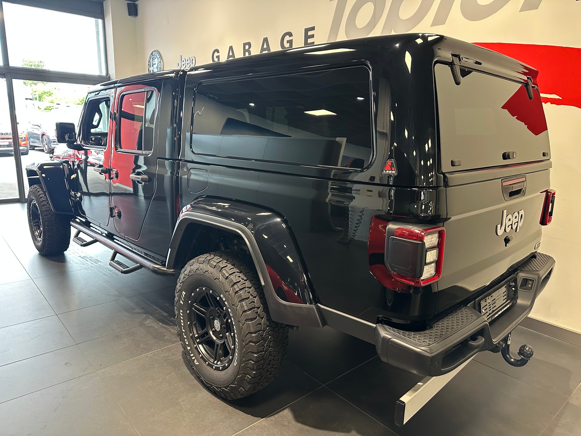 JEEP Gladiator 3.0 V6 Overland-image-10