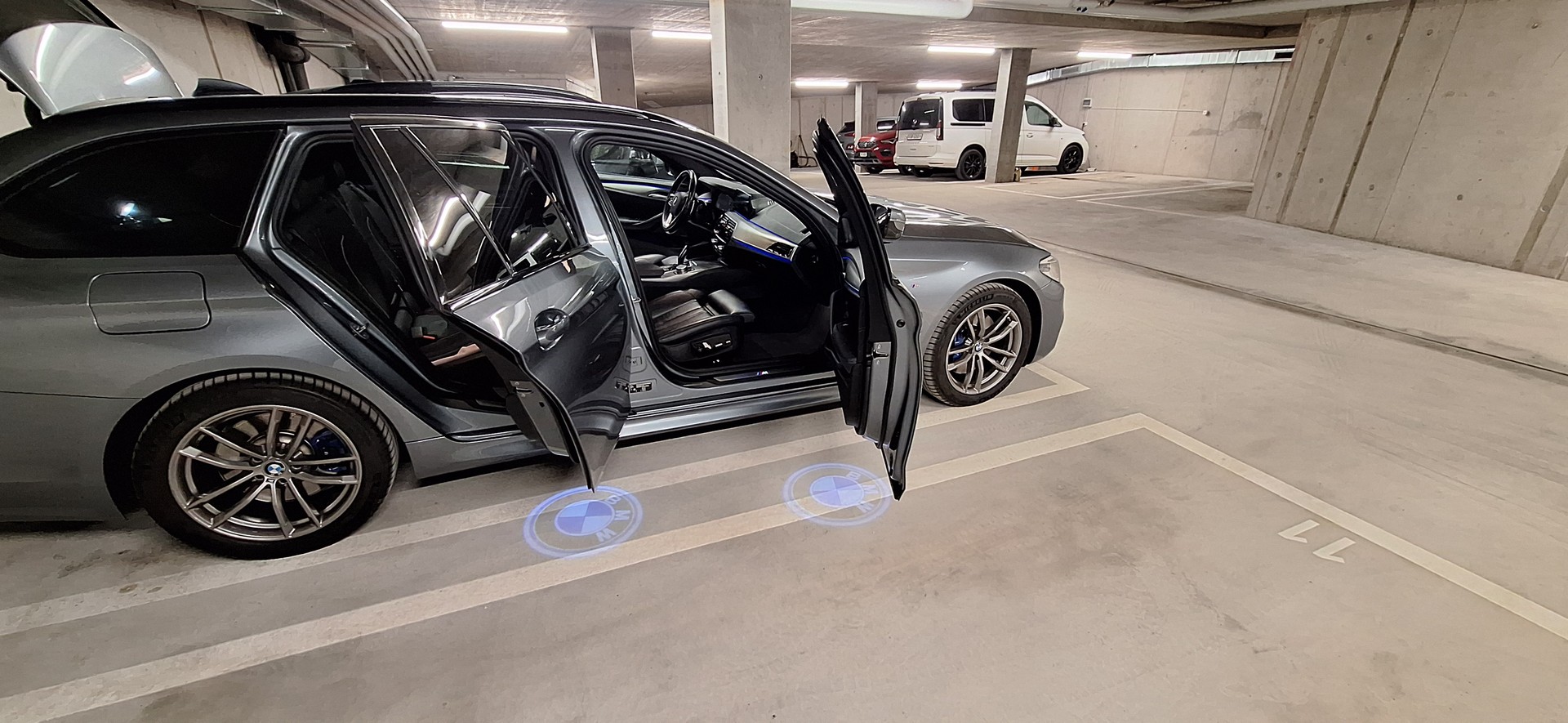 BMW 530d xDrive Touring SAG-image-9