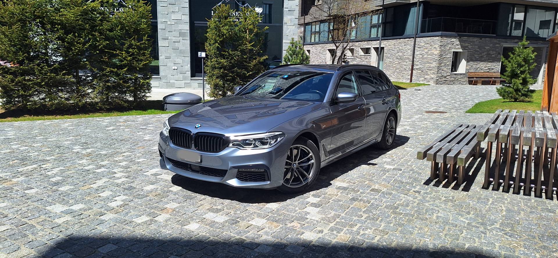 BMW 530d xDrive Touring SAG-image-4