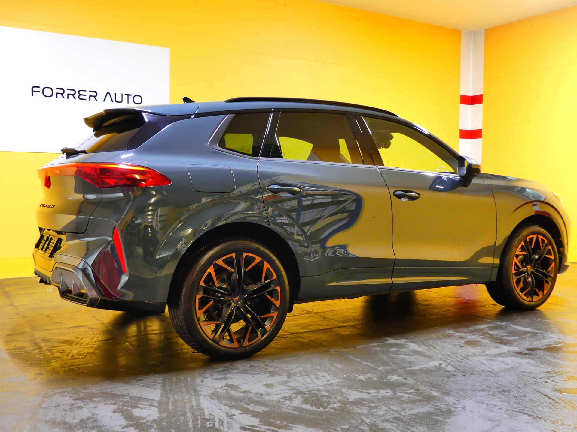 CUPRA Terramar 1.5 eHybrid DSG VZ-image-3