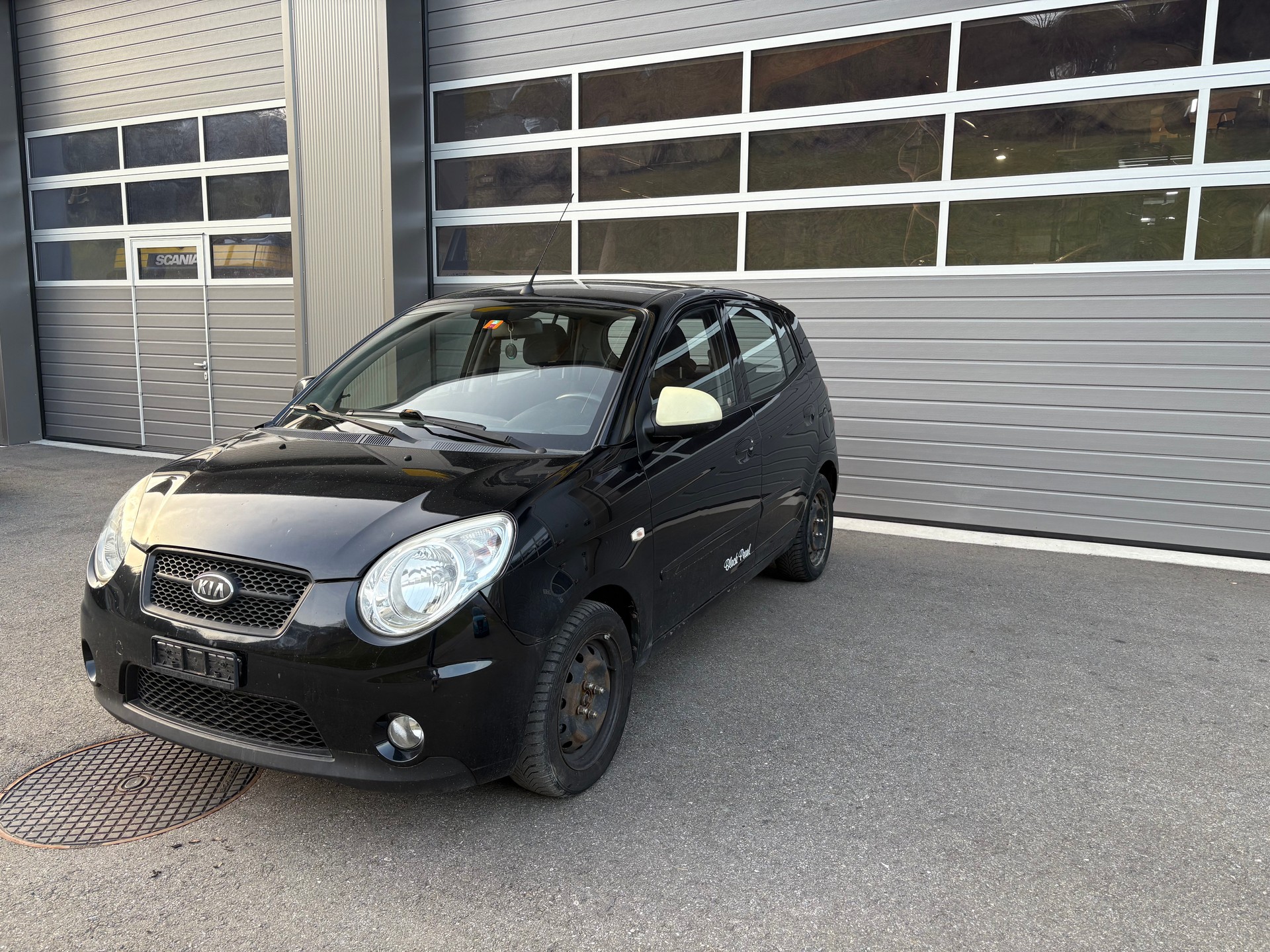 KIA Picanto 1.1 Classic-image-0