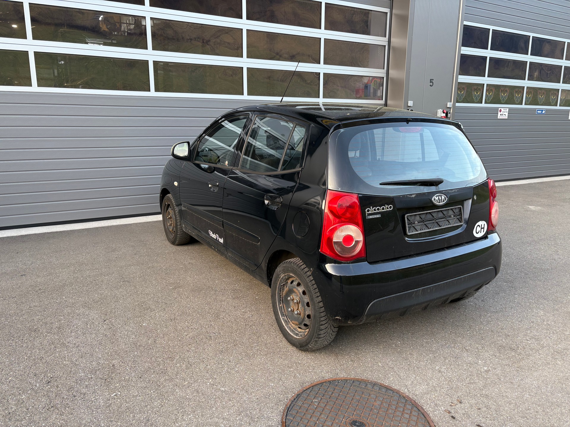 KIA Picanto 1.1 Classic-image-3