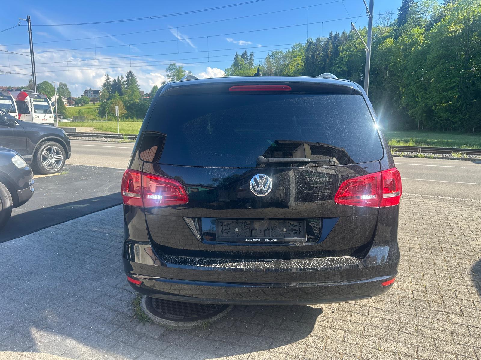 VW Sharan 2.0 TDI BlueMotion Technology Highline DSG-image-6