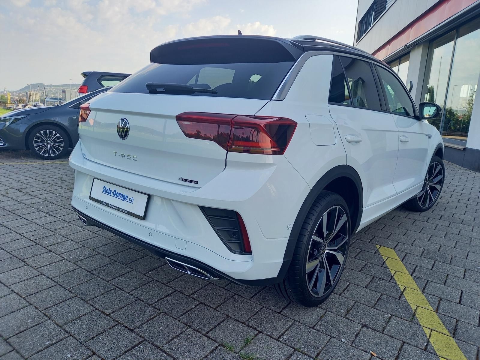 VW T-Roc 2.0 TSI R-Line DSG 4Motion-showroom-element-1