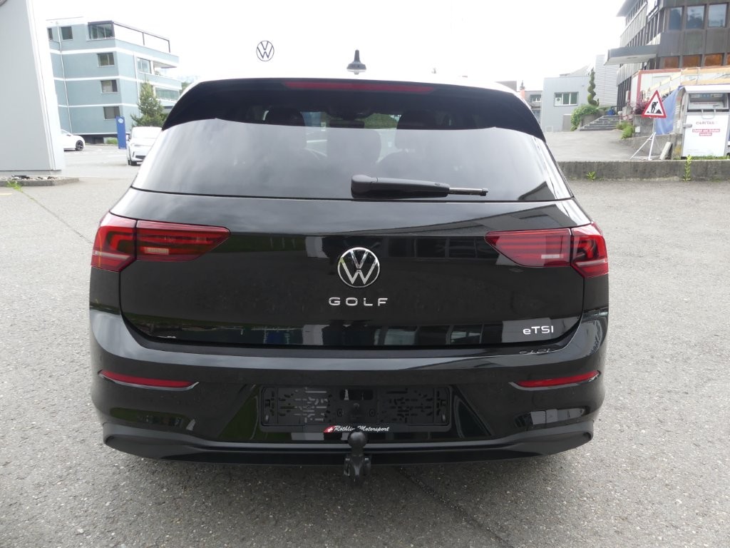 VW Golf 1.5 e TSI mHEV Value DSG-image-2