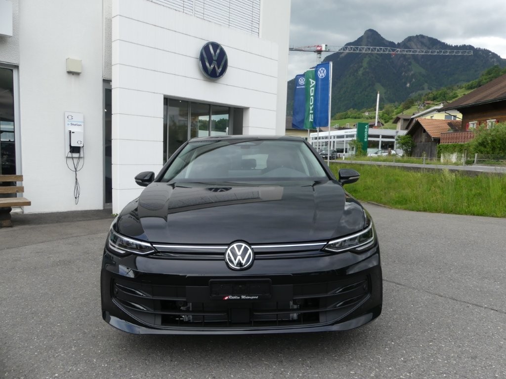 VW Golf 1.5 e TSI mHEV Value DSG-image-5