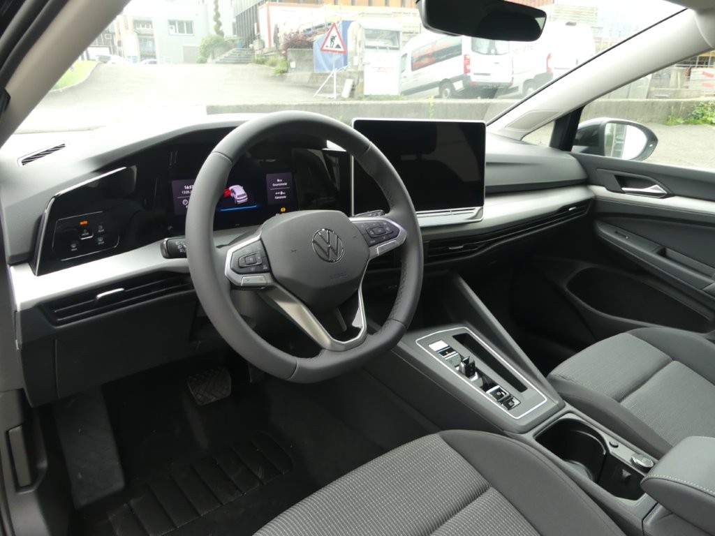 VW Golf 1.5 e TSI mHEV Value DSG-image-6