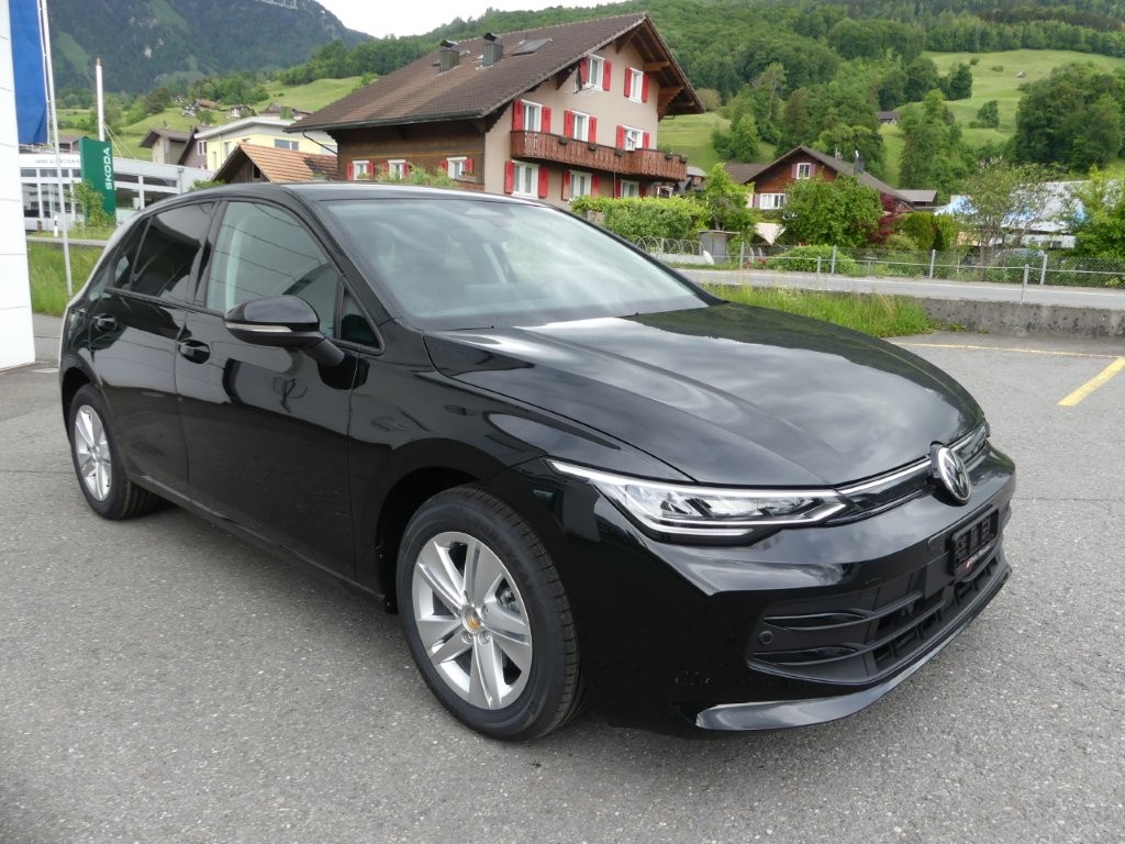 VW Golf 1.5 e TSI mHEV Value DSG-image-4