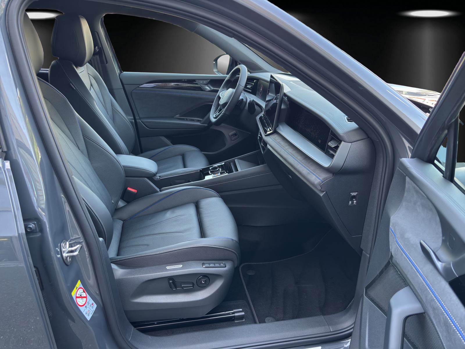 VW Tayron 2.0 TDI SCR R-Line 4Motion DSG-image-8