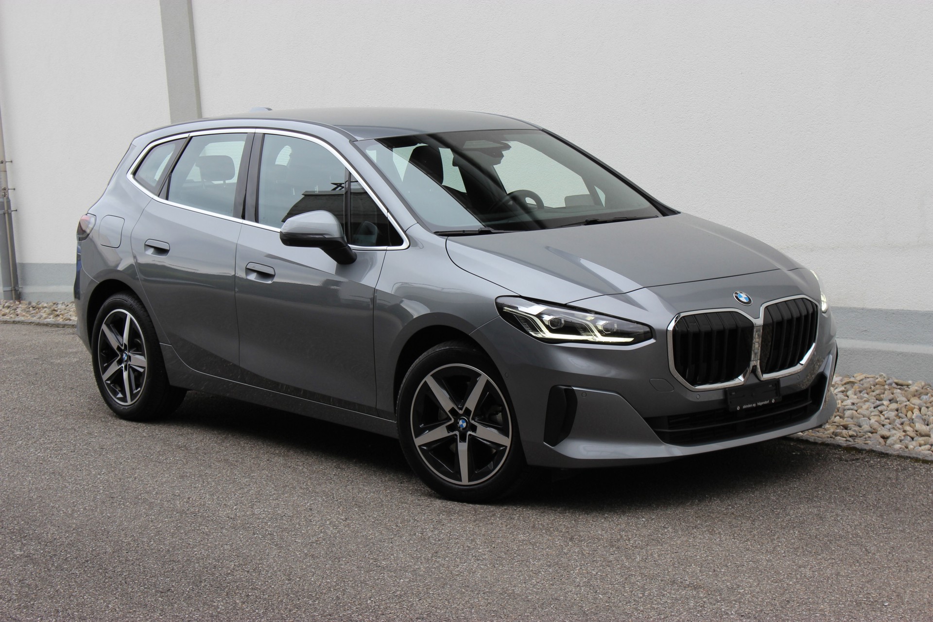 BMW 223i Active Tourer-image-6