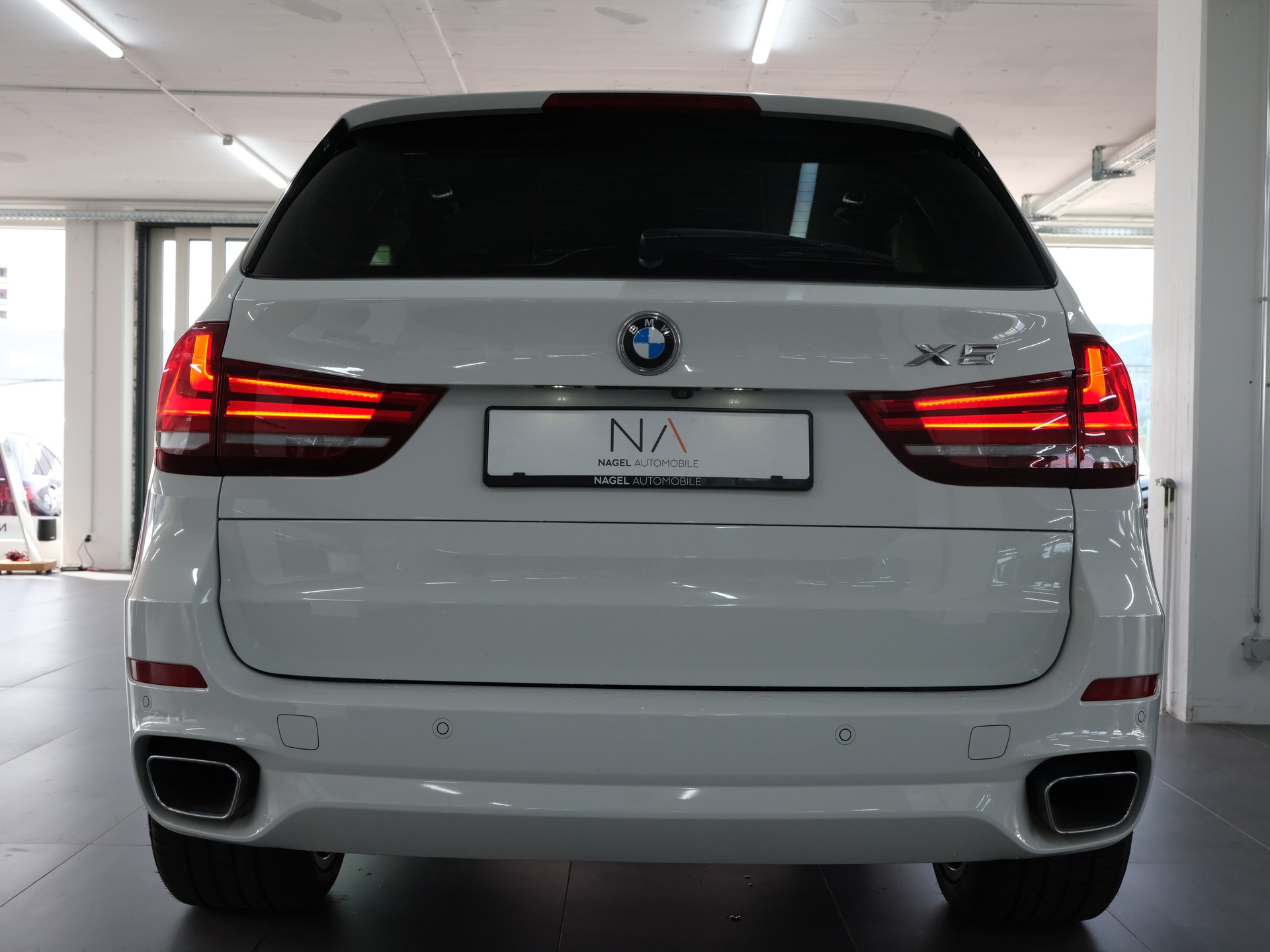 BMW X5 xDrive 40d Steptronic *Head Up Display* *Sitzheizung* *Facelift*-image-4