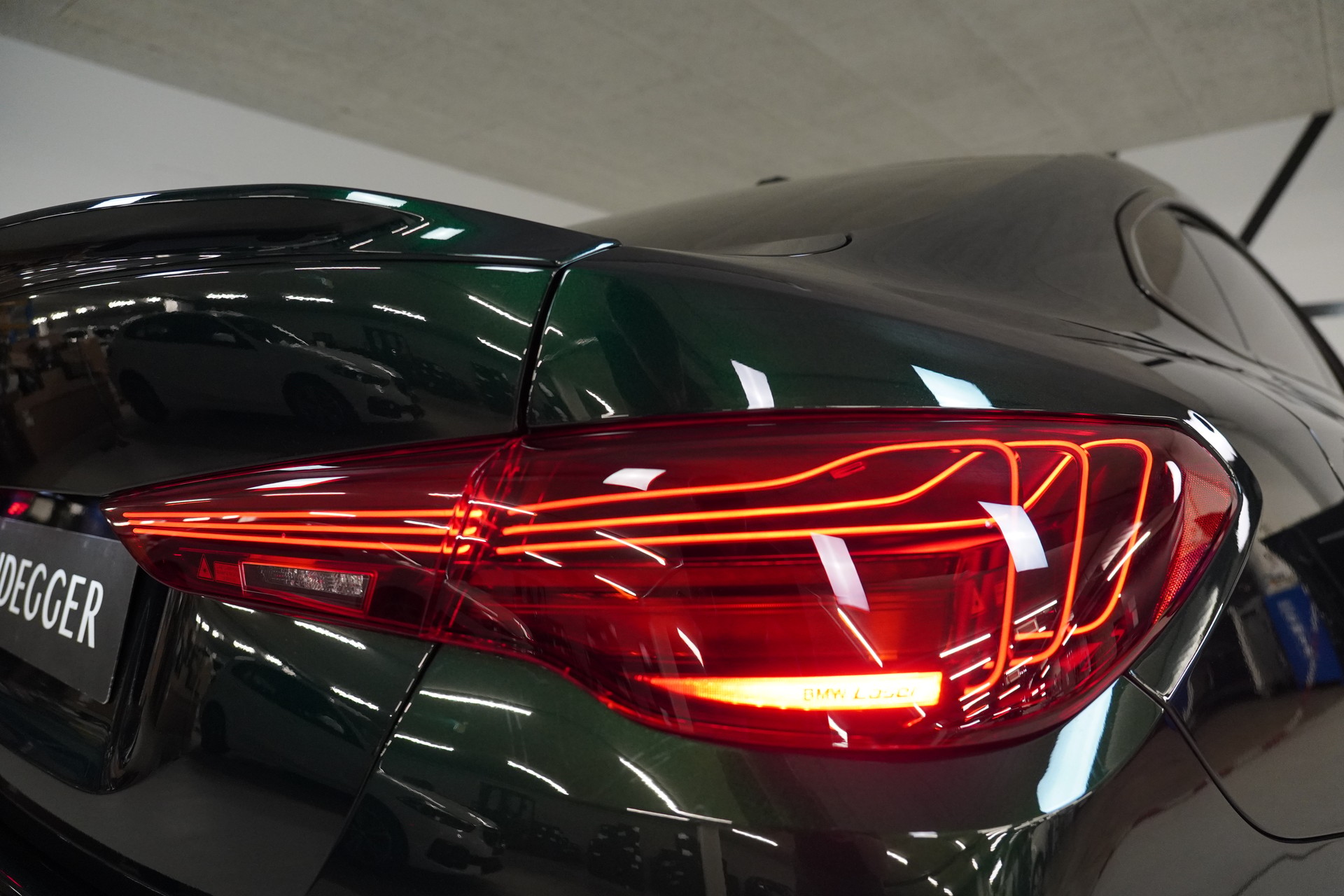 BMW-ALPINA B4 Gran Coupé 3.0 xDrive GT S-Tronic-image-15