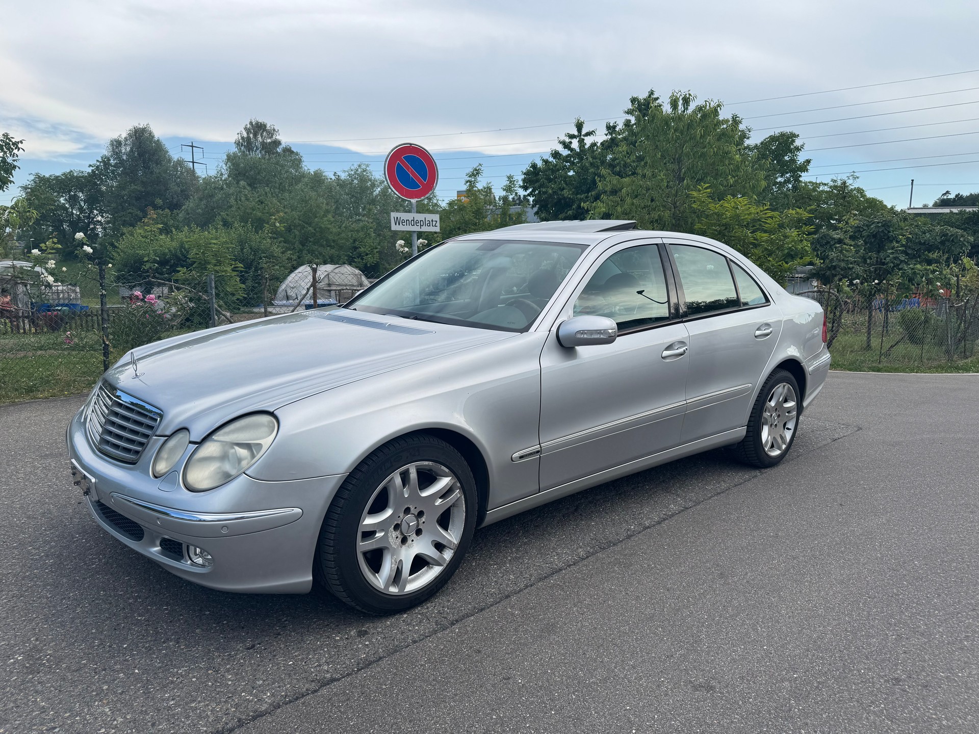 MERCEDES-BENZ E 500 Elégance Automatic-image-2