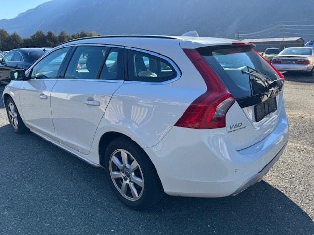 VOLVO V60 D4 AWD Husky Edition Geartronic-image-10