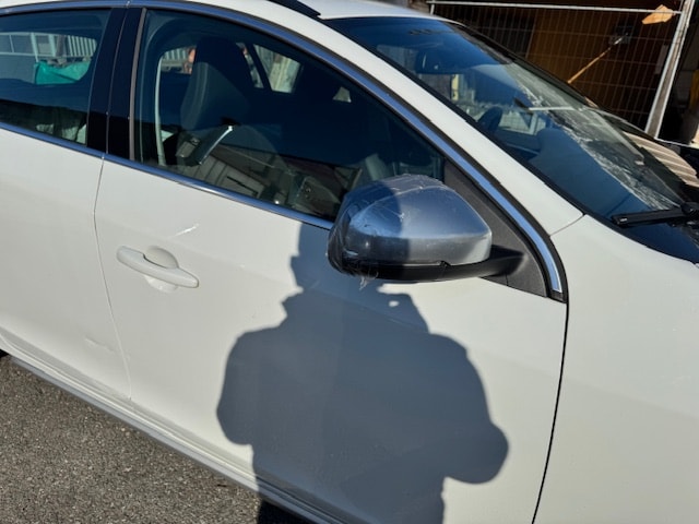 VOLVO V60 D4 AWD Husky Edition Geartronic-image-4
