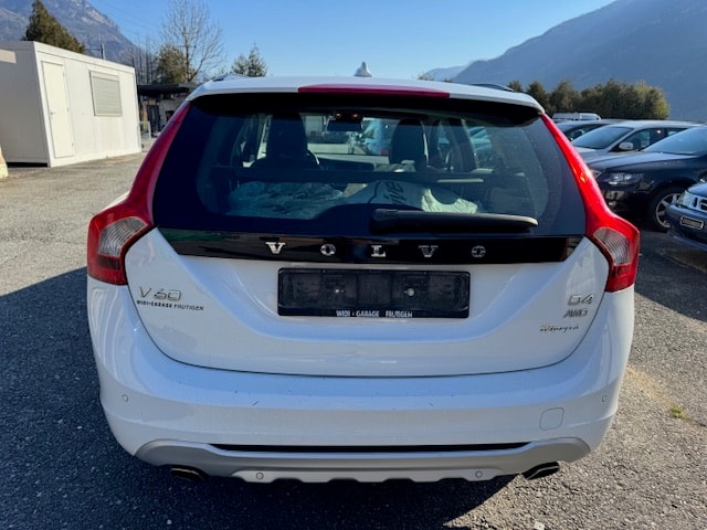 VOLVO V60 D4 AWD Husky Edition Geartronic-image-9