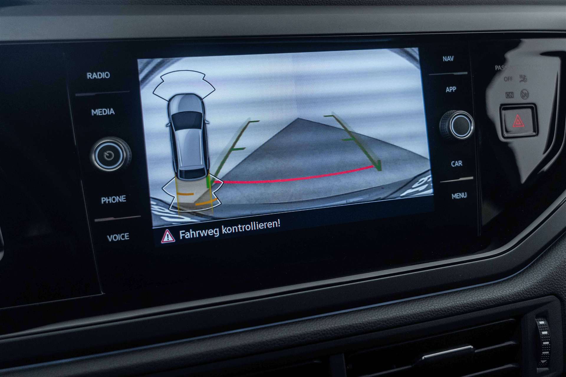 VW Taigo 1.0 TSi R-Line DSG-Automat-image-16