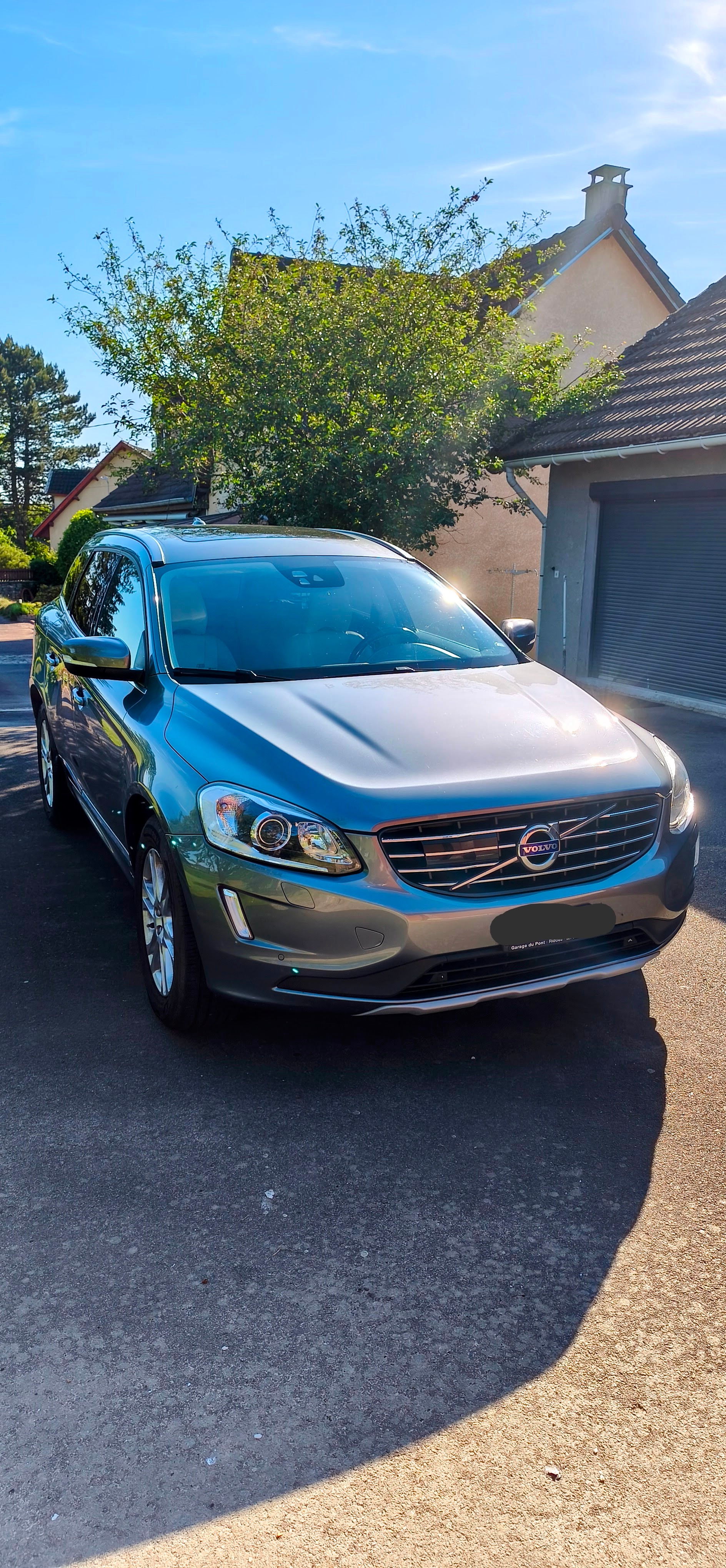 VOLVO 2.4 D5 Momentum AWD S/S-image-4