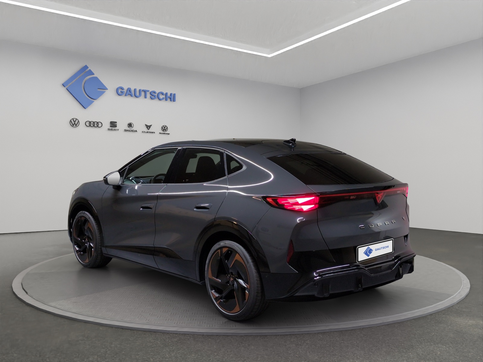 CUPRA Tavascan Type 9 77 kWh VZ Adrenaline-image-2
