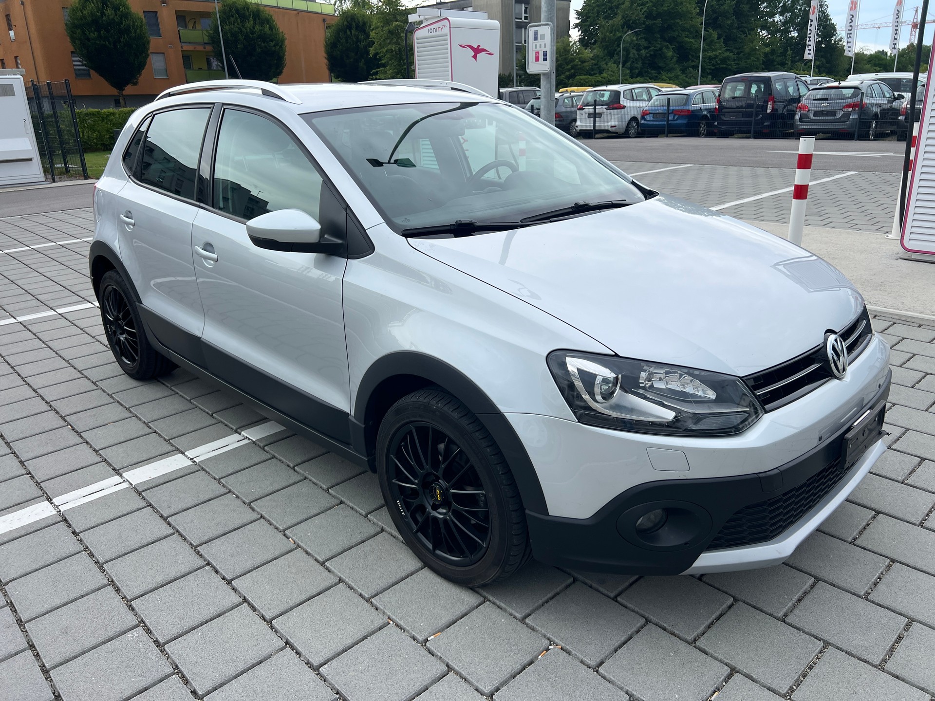 VW CrossPolo 1.6 TDI DSG-image-2