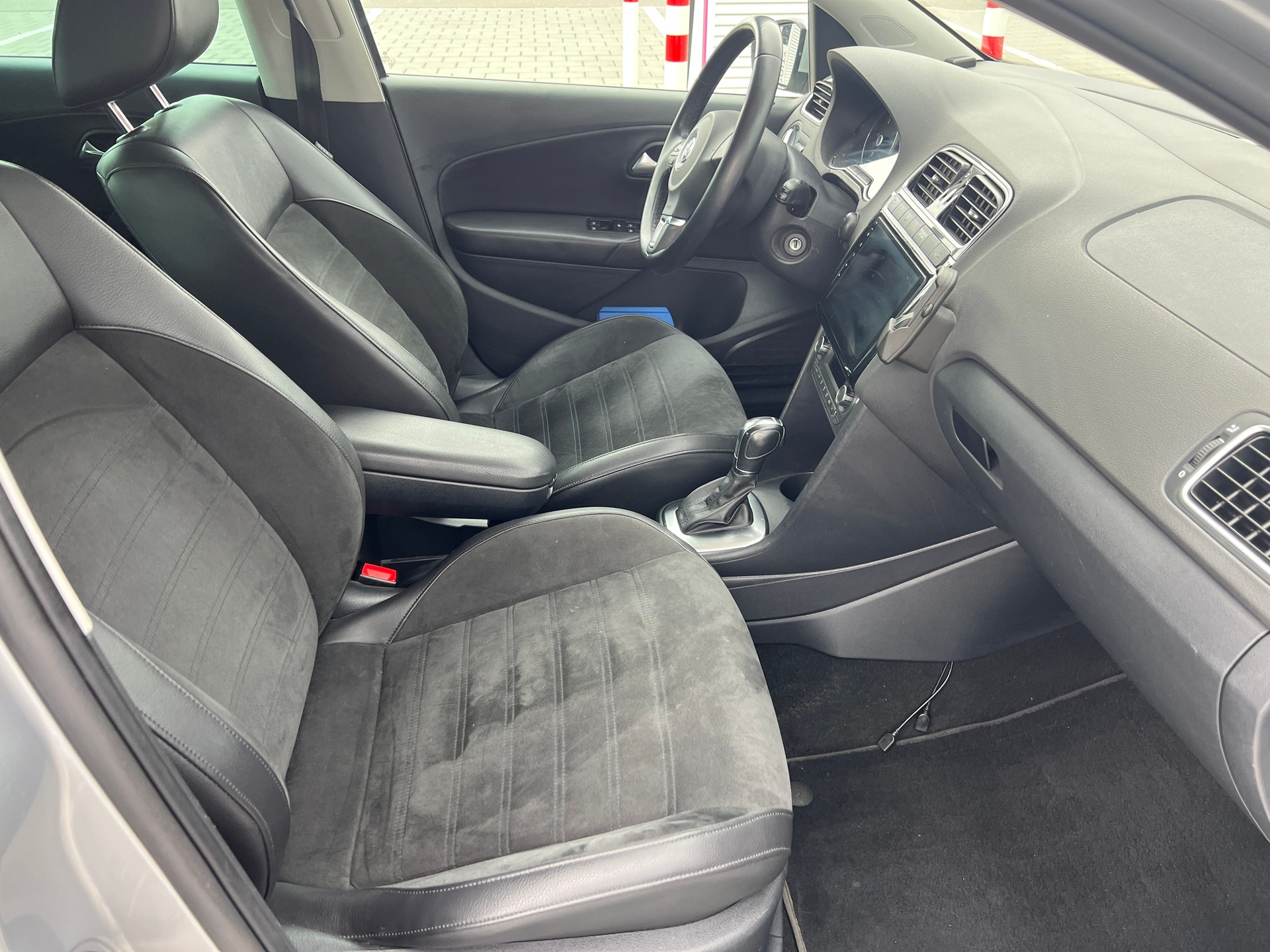 VW CrossPolo 1.6 TDI DSG-image-9