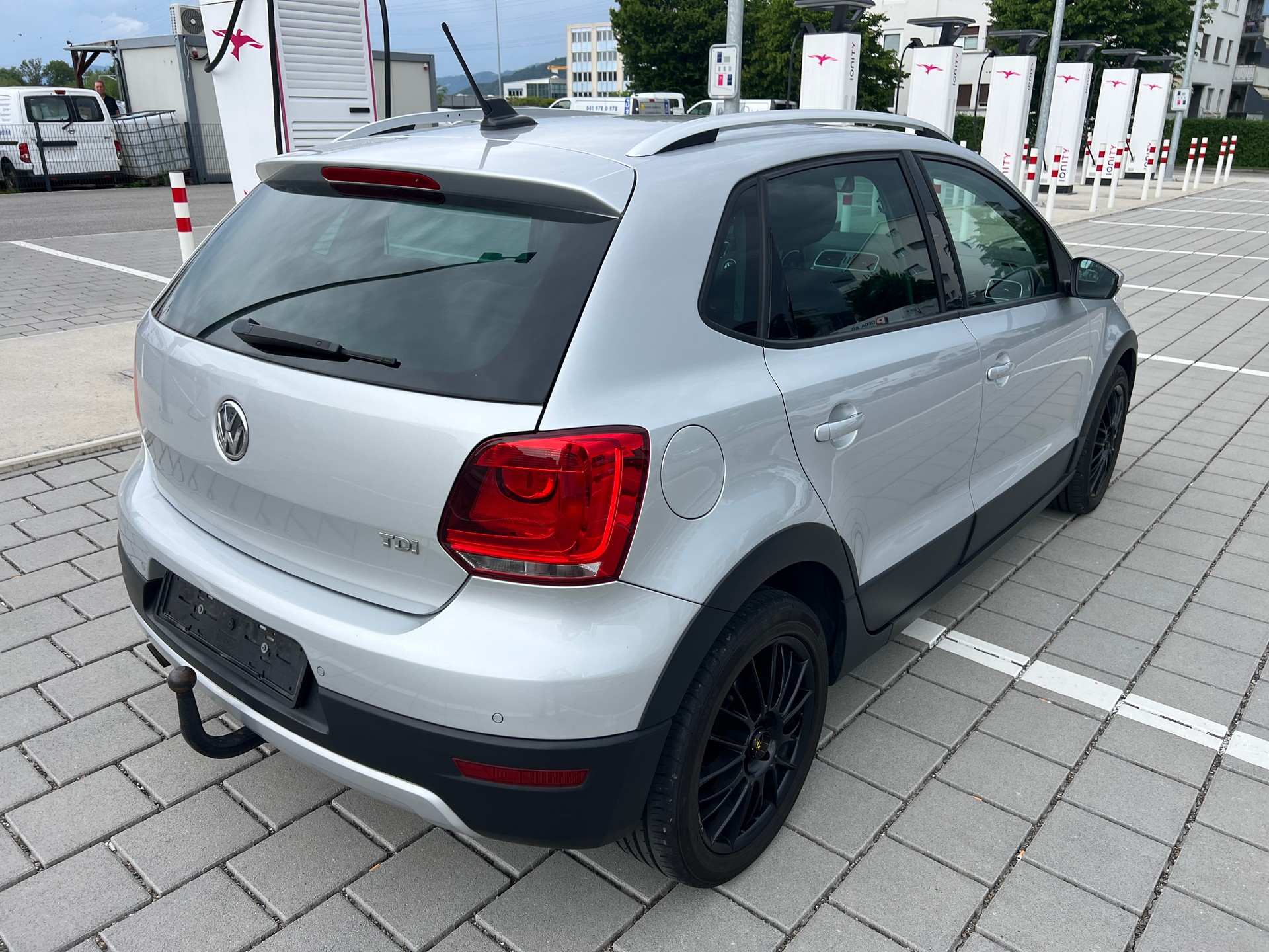 VW CrossPolo 1.6 TDI DSG-image-5