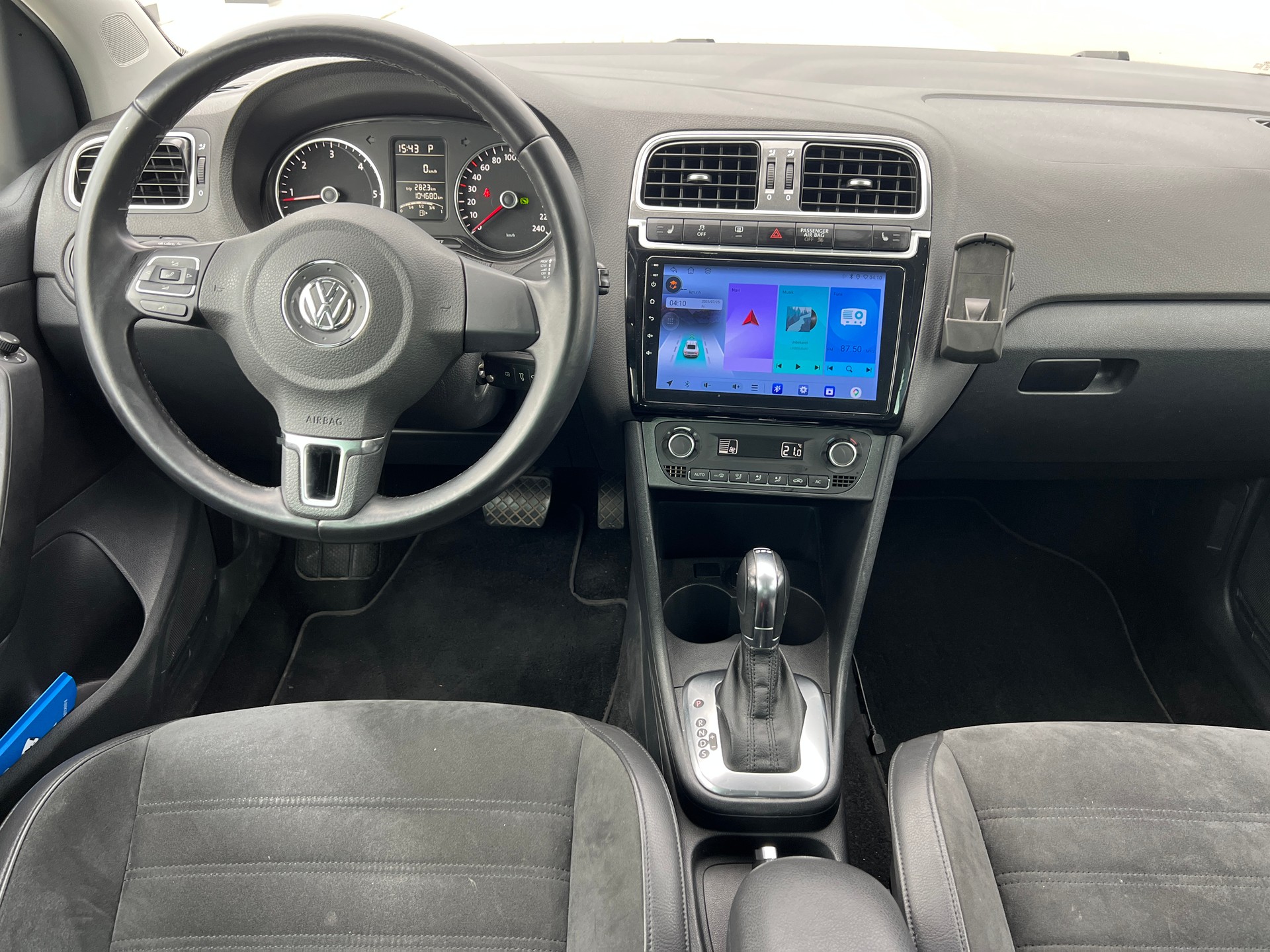 VW CrossPolo 1.6 TDI DSG-image-7