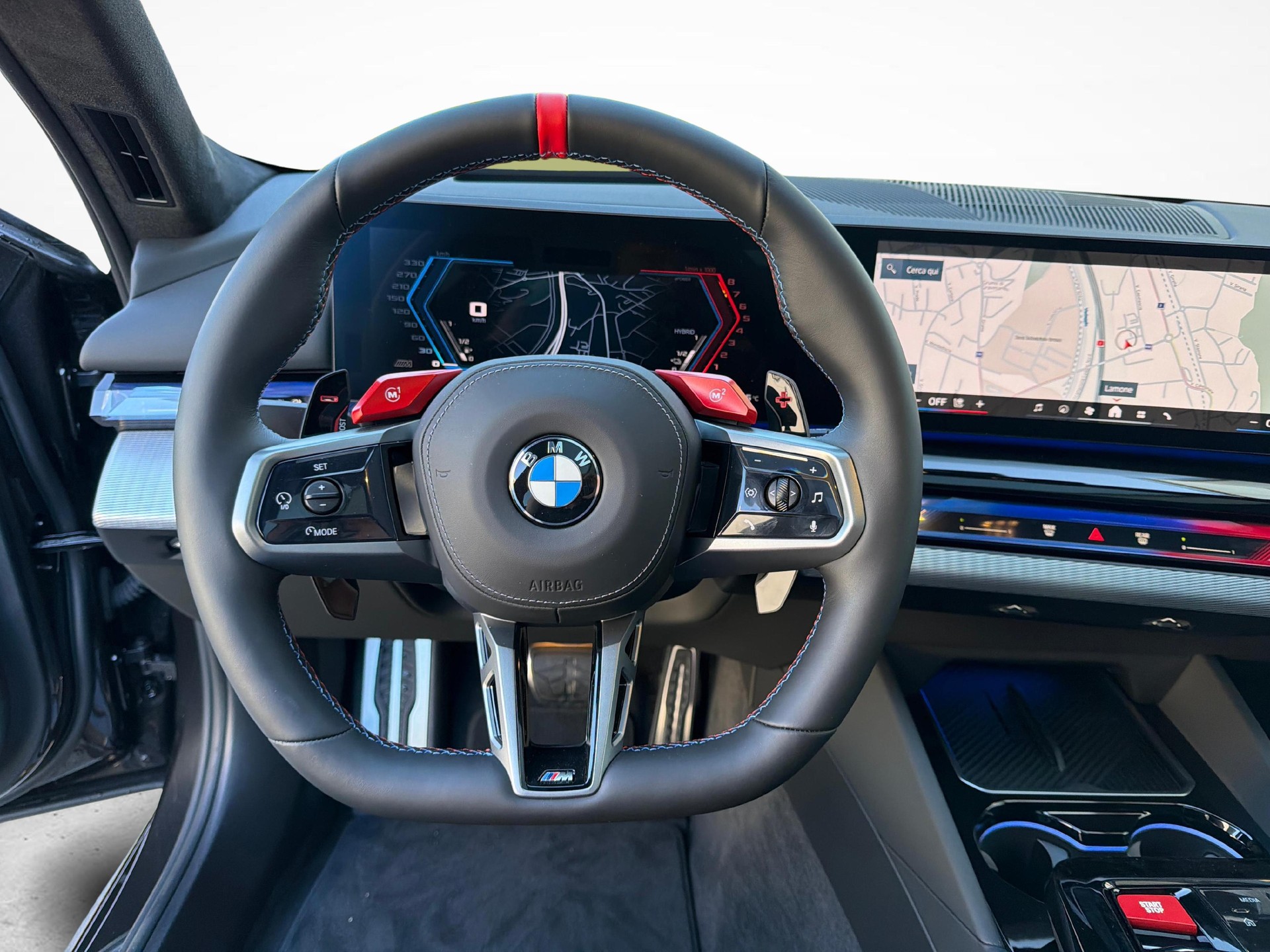 BMW M5 xDrive Touring-image-11
