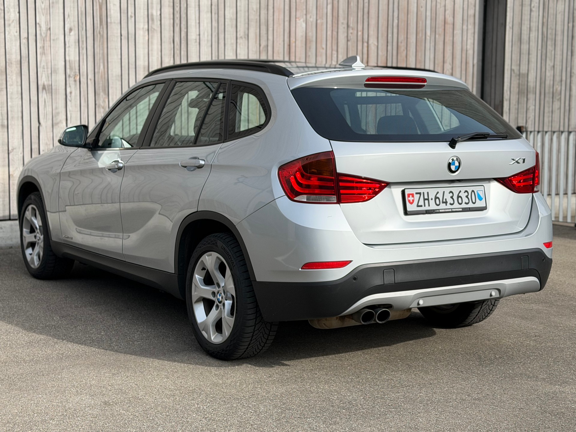 BMW X1 xDrive 28i Steptronic-image-6