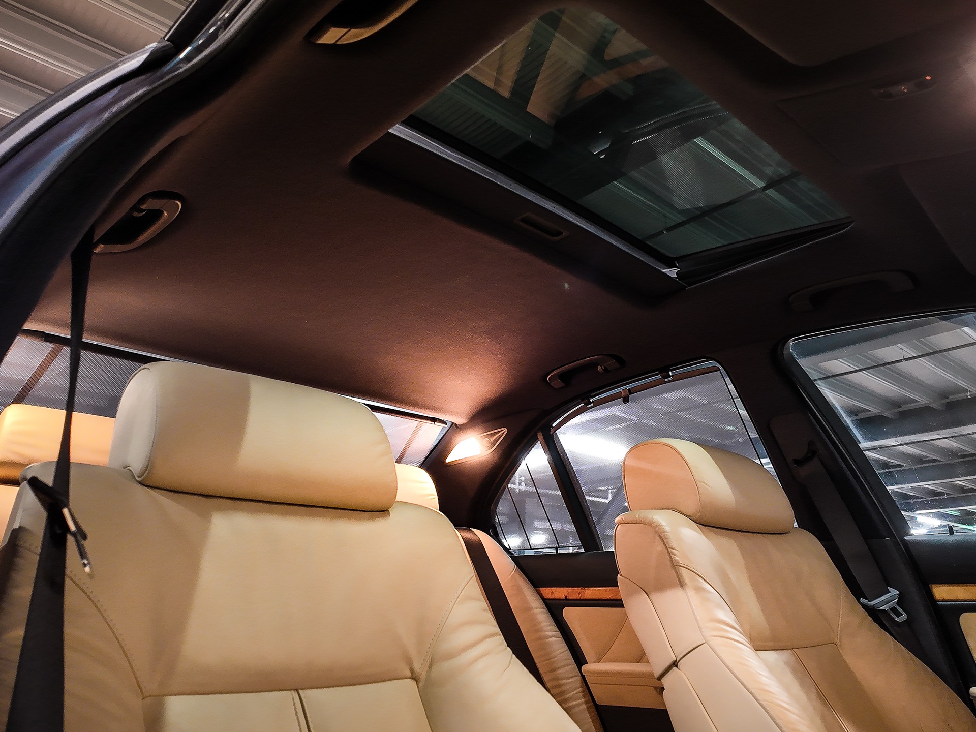 BMW 528i | Individual-Manufaktur| 1.Hand | Skarabeusgruen | Nappa-Leder Indivual | Schiebedach | Komfort-sitze |-image-14