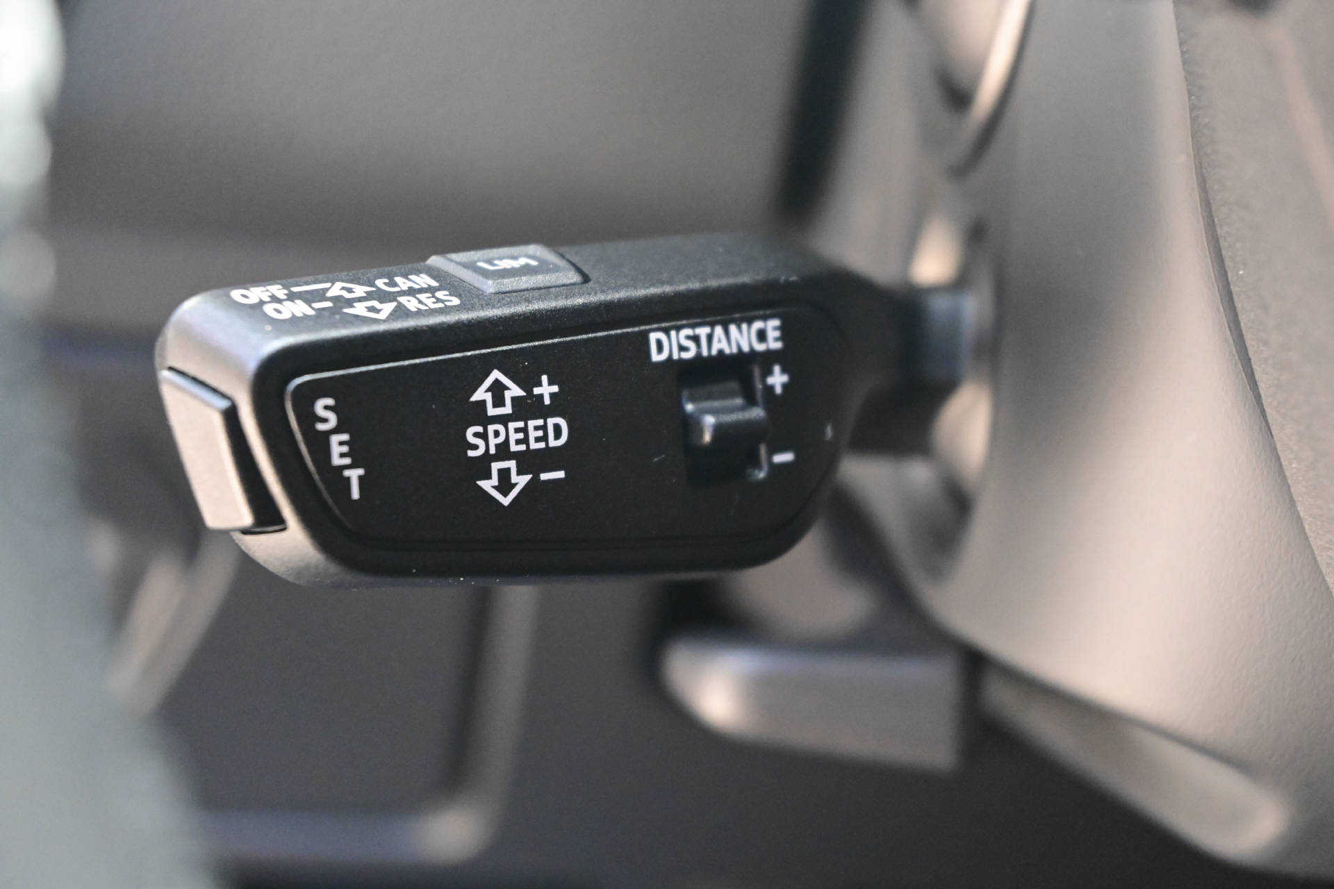 AUDI A6 40 TDI Sport S-Line S-Tronic *CH-Auto*Head up Display*Leder*-image-18