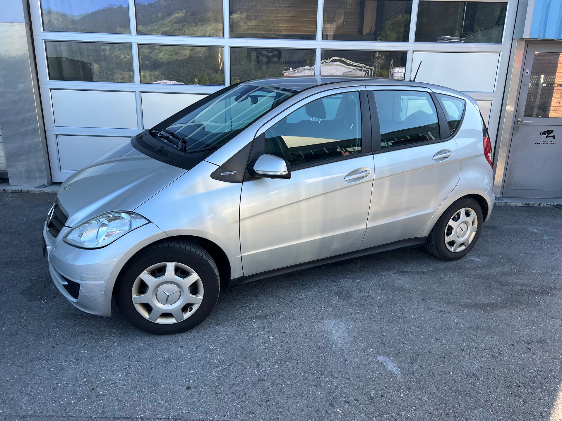 MERCEDES-BENZ A 160 (150) BlueEfficiency Classic *** Klima * 8 fachbereift * Euro 5-image-3