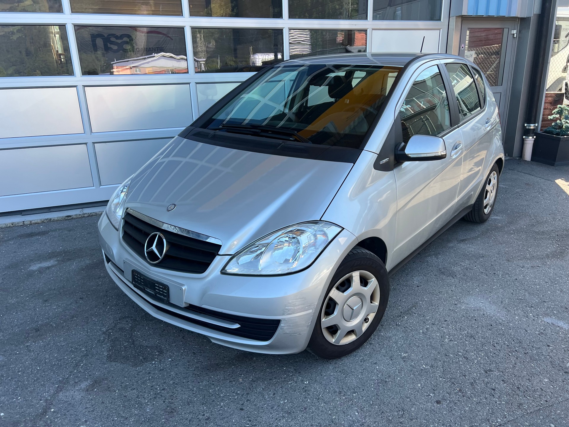 MERCEDES-BENZ A 160 (150) BlueEfficiency Classic *** Klima * 8 fachbereift * Euro 5-image-1