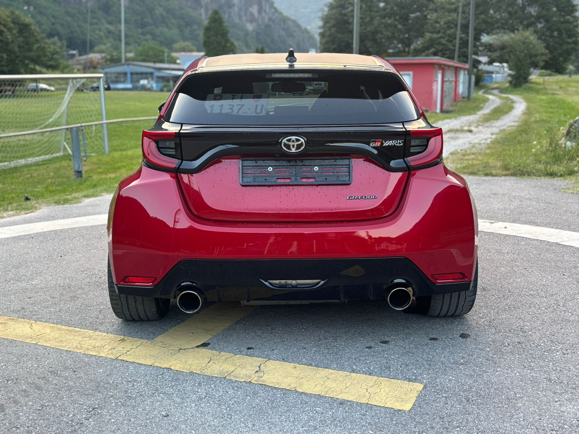 TOYOTA Yaris 1.6 GR Sport-image-8
