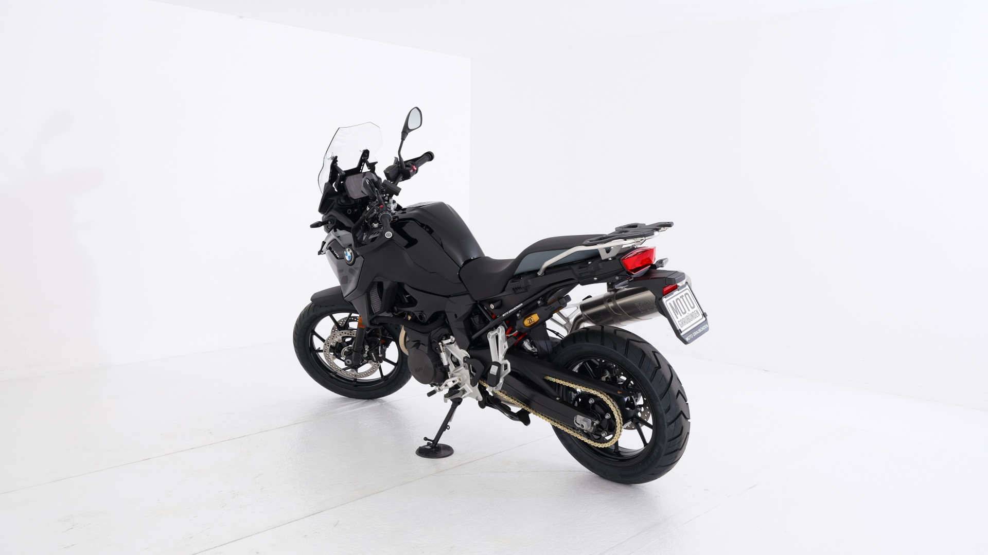 BMW F 800 GS Triple Black-showroom-element-3